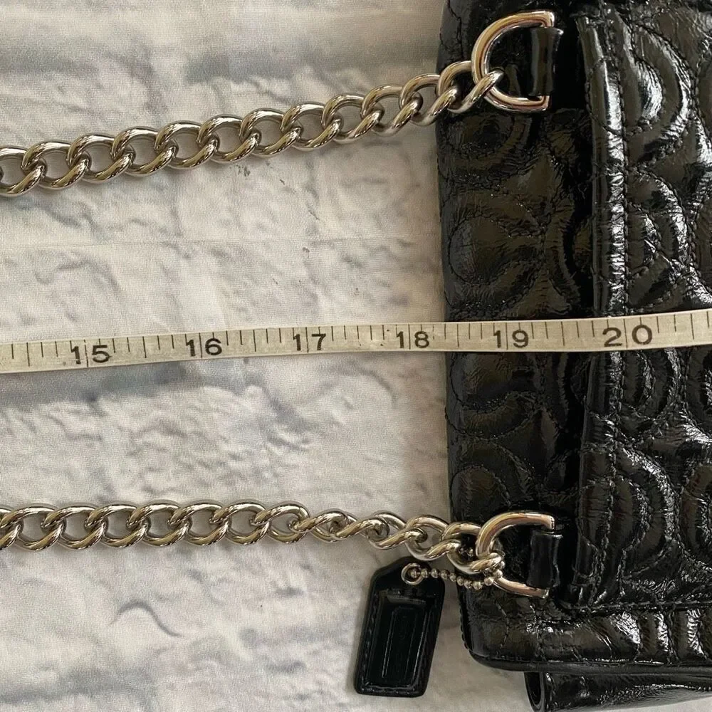 Coach mini shoulder/crossbody bag w/twist latch closure w/satin inner lining